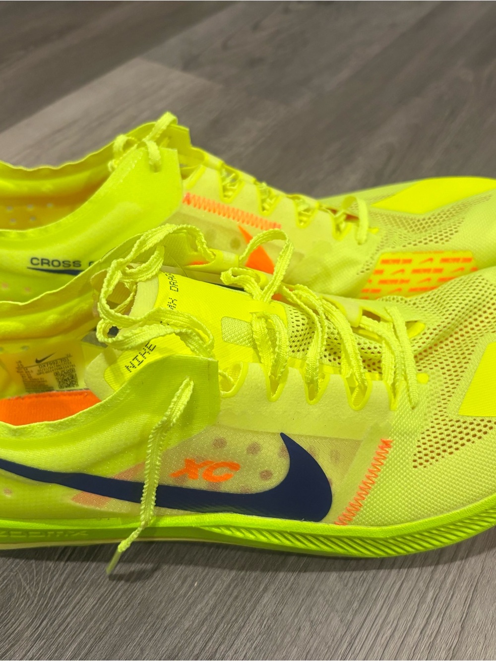 Nike Men’s Volt/Blue Lightweight Racing Shoes
